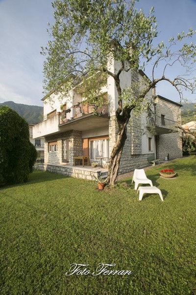 Casa Vacanze Gli Ulivi Del Lago Villa Sale Marasino Ngoại thất bức ảnh