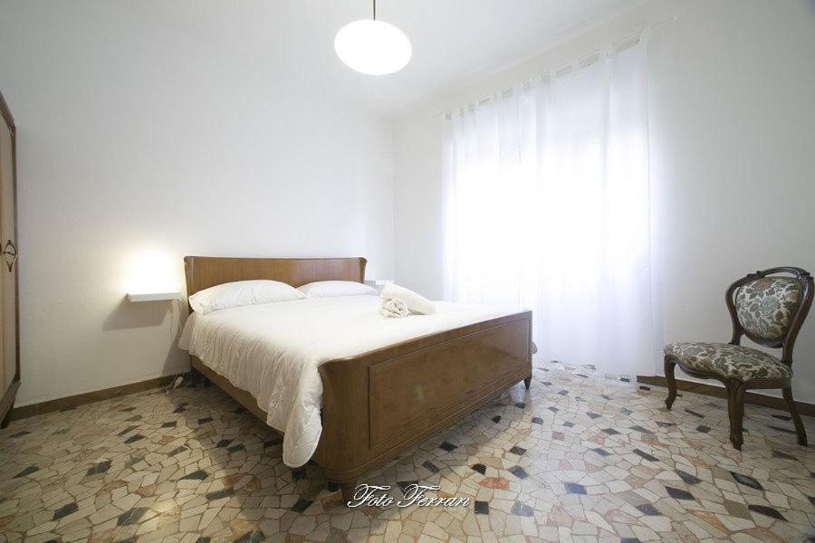 Casa Vacanze Gli Ulivi Del Lago Villa Sale Marasino Ngoại thất bức ảnh